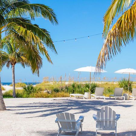 The Molloy - Treasure Island Suites & Cottages St. Pete Beach Zewnętrze zdjęcie