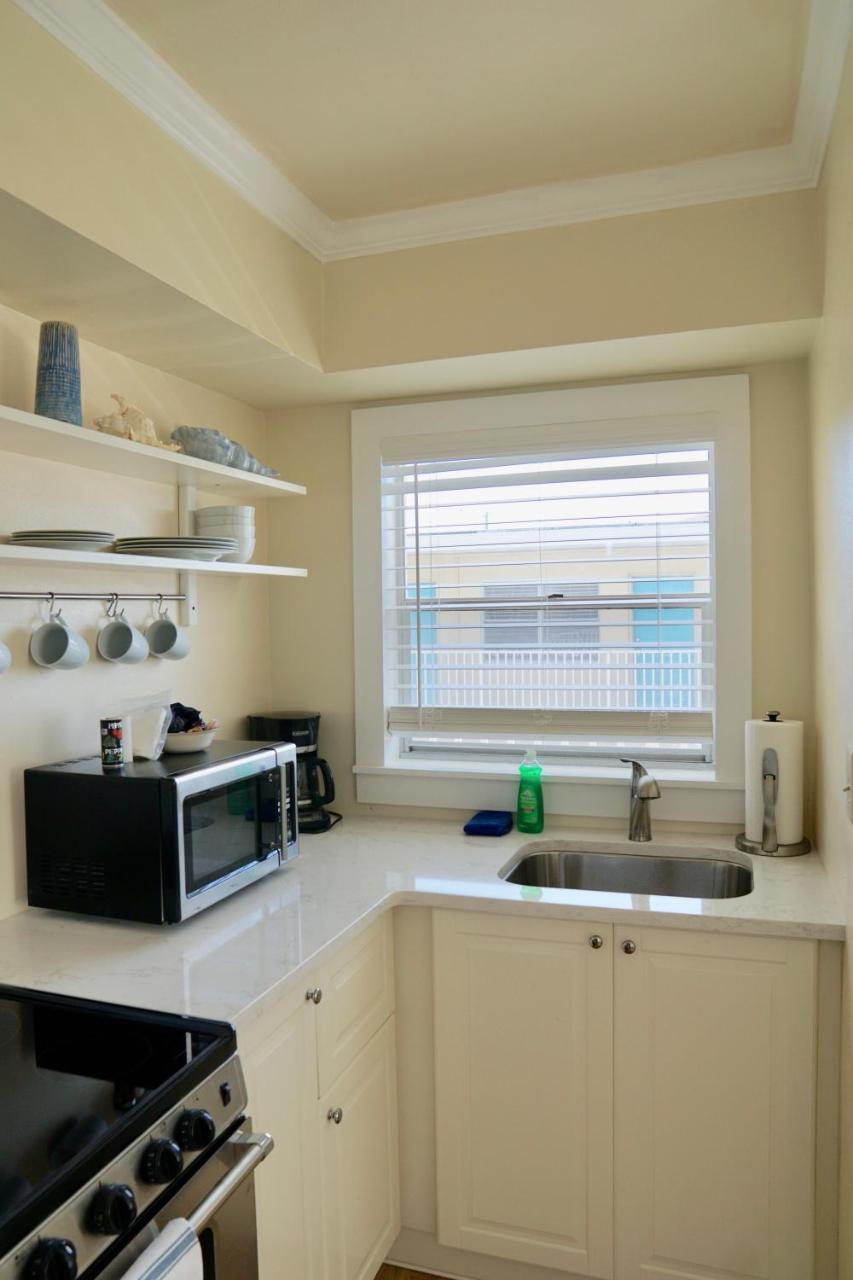 The Molloy - Treasure Island Suites & Cottages St. Pete Beach Zewnętrze zdjęcie