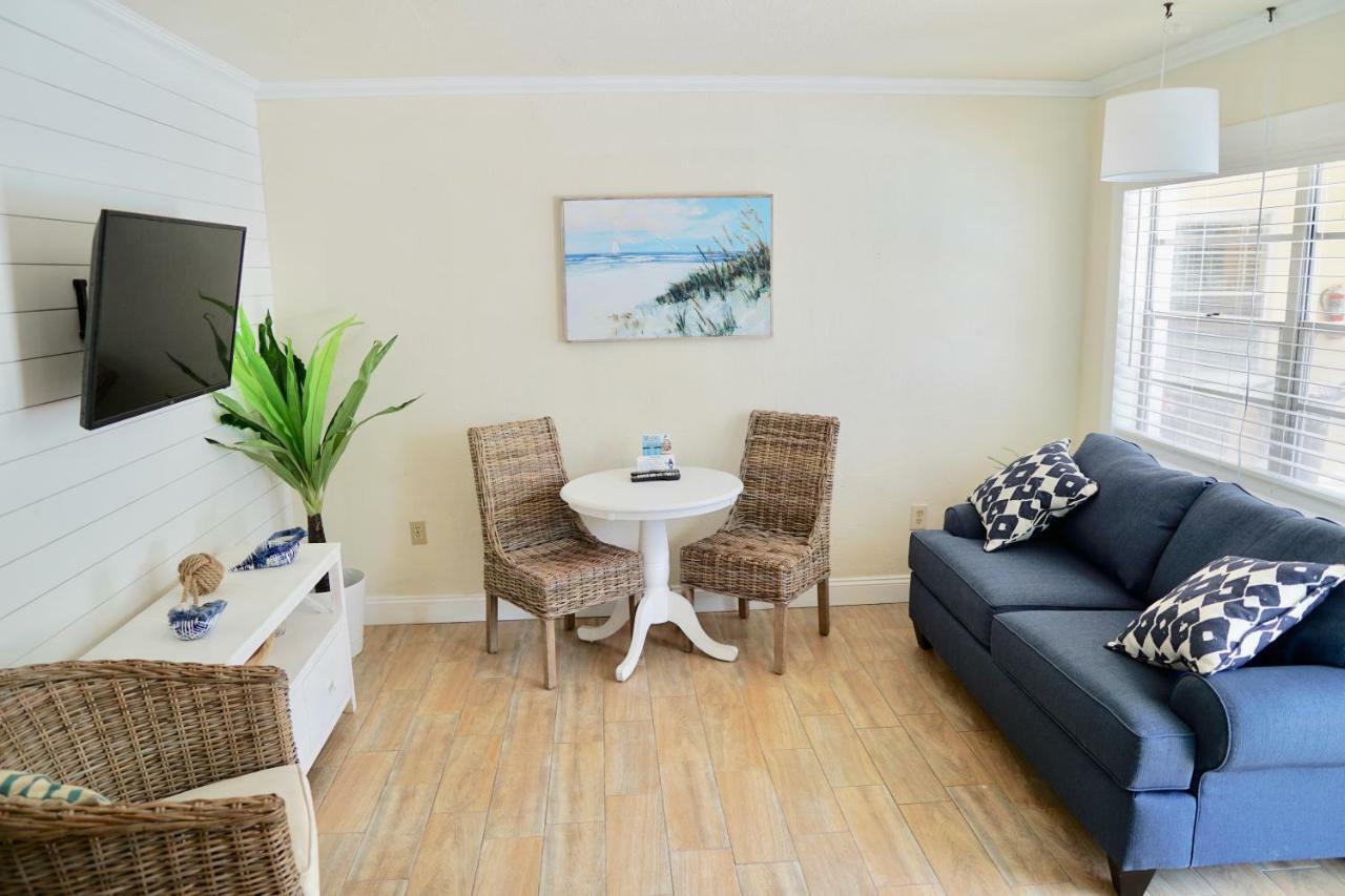 The Molloy - Treasure Island Suites & Cottages St. Pete Beach Zewnętrze zdjęcie
